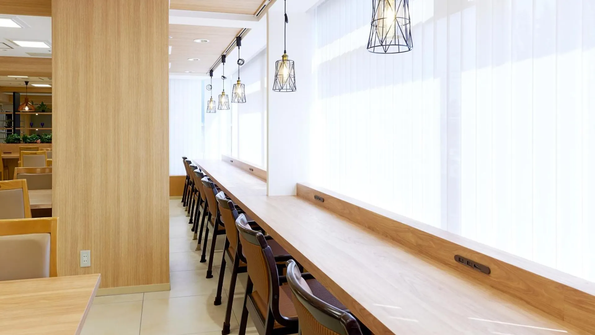 Hotel Consort Shin-Osaka 4*, Osaka