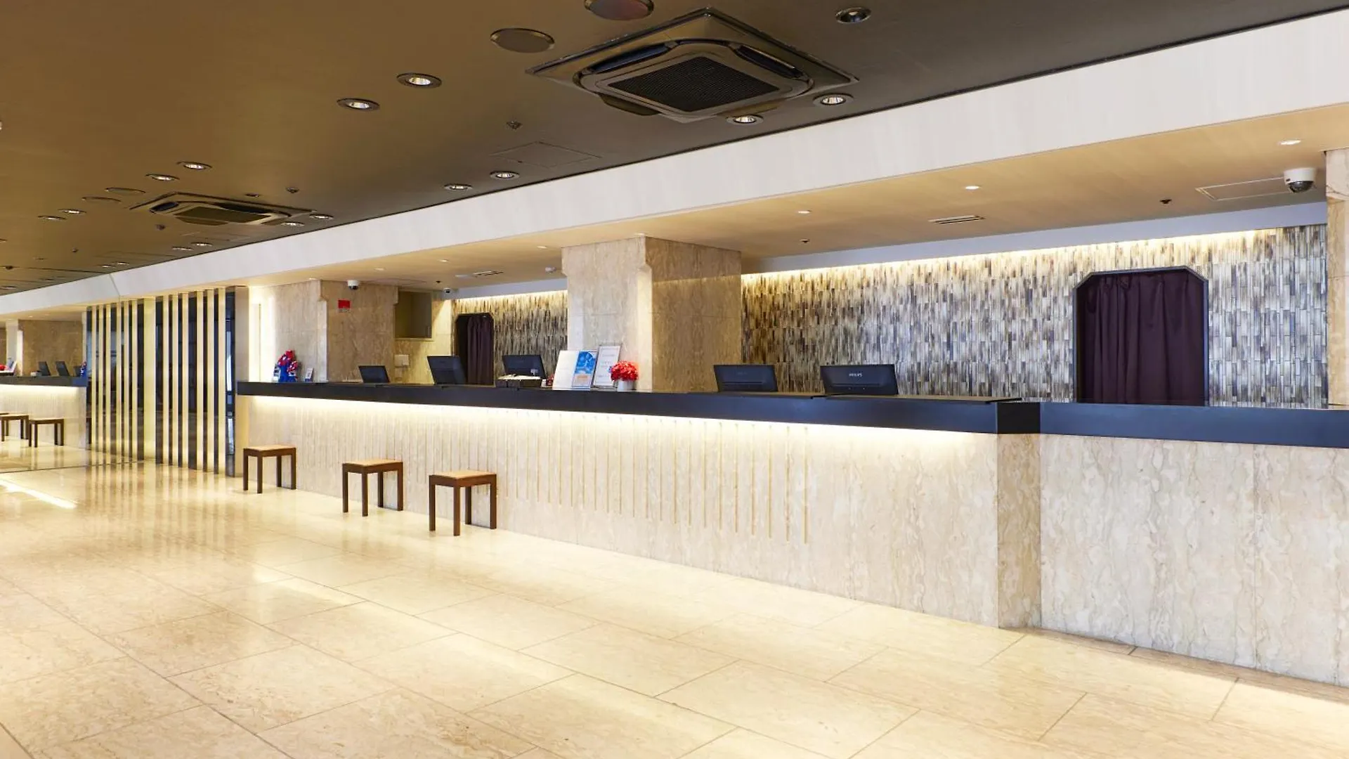 Hotel Consort Shin-Osaka